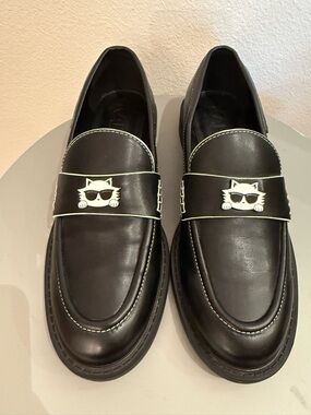 Karl Lagerfeld Paris Riya Signature-Band Loafer size 6